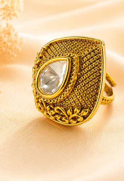 Noor Teardrop Ring
