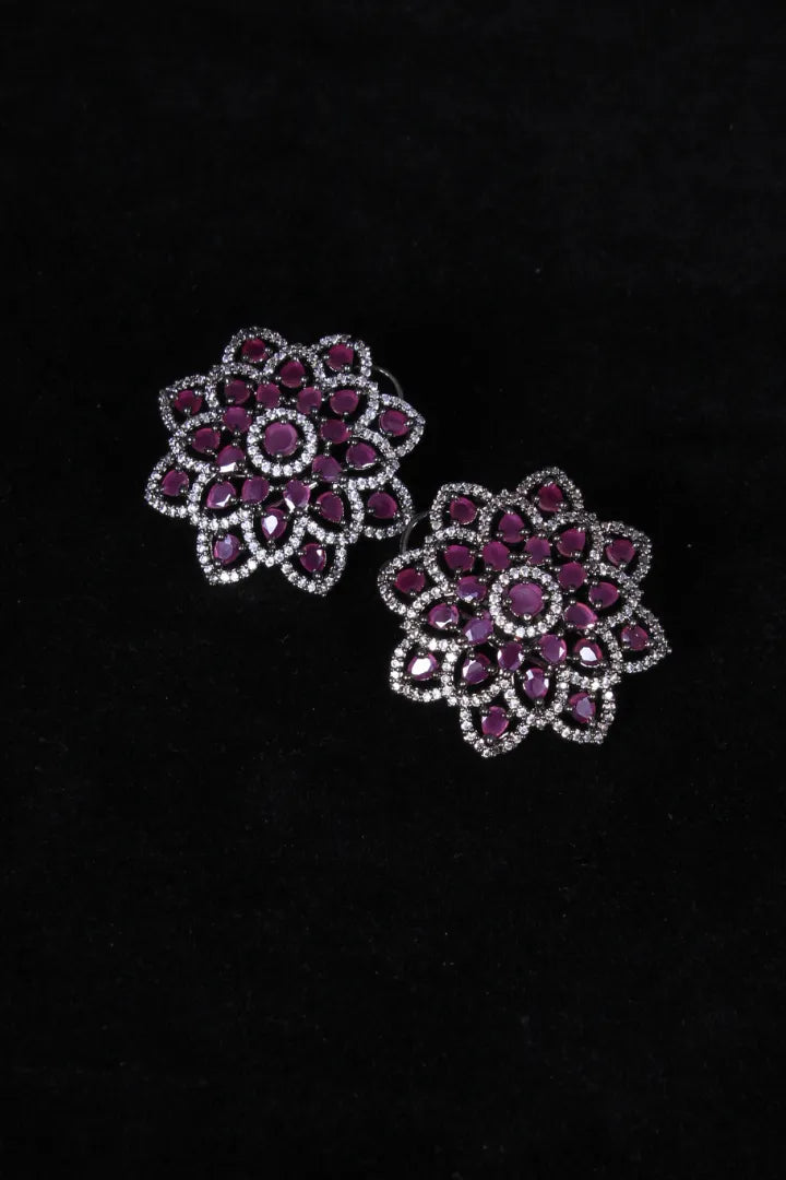Sara Earring