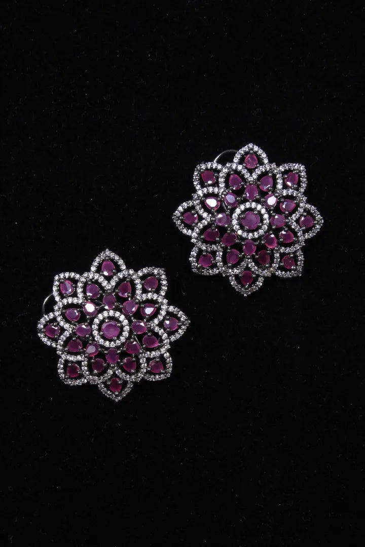 Sara Earring