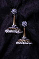 Load image into Gallery viewer, Brinda Earrings
