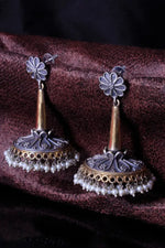 Load image into Gallery viewer, Brinda Earrings
