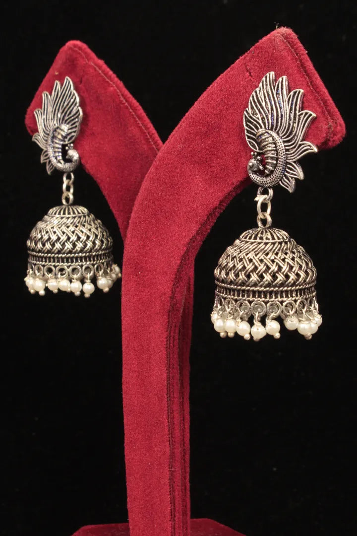 Mayuri Jhumka