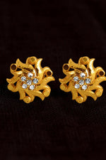 Load image into Gallery viewer, Zoya Earrings
