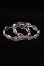 Load image into Gallery viewer, Kaylee Bangles
