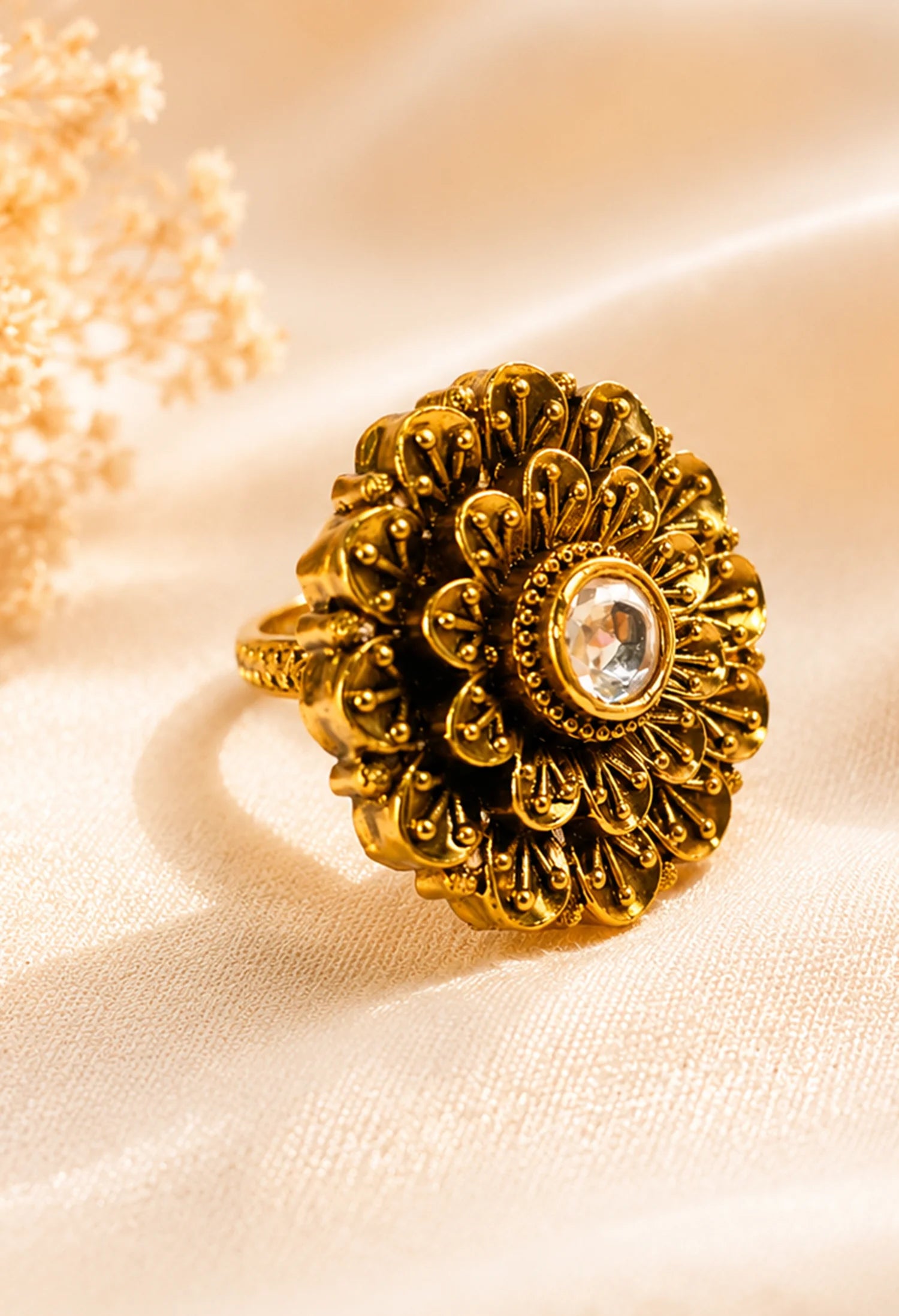 Zariya Bloom Ring
