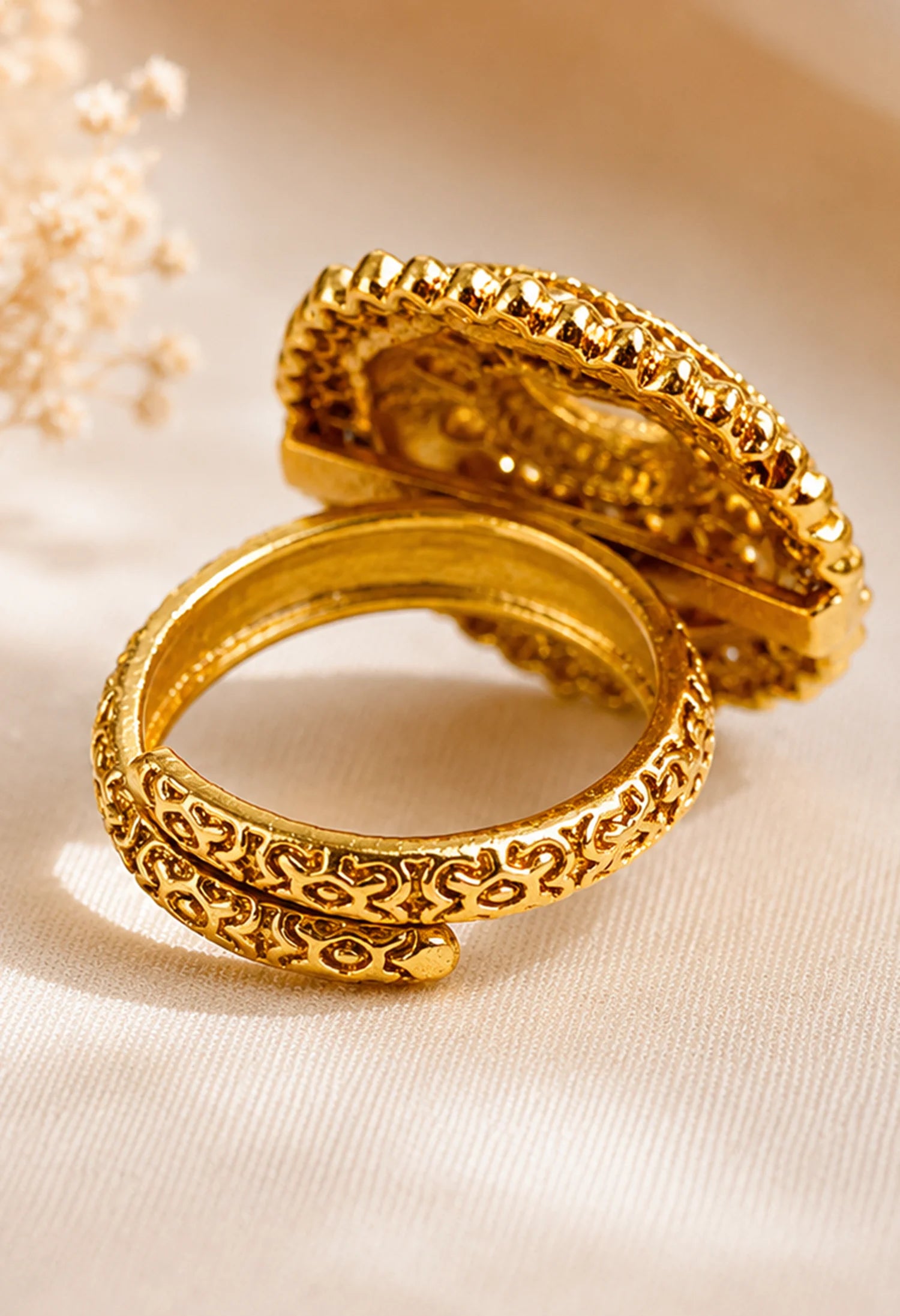 Varnika Dome Ring