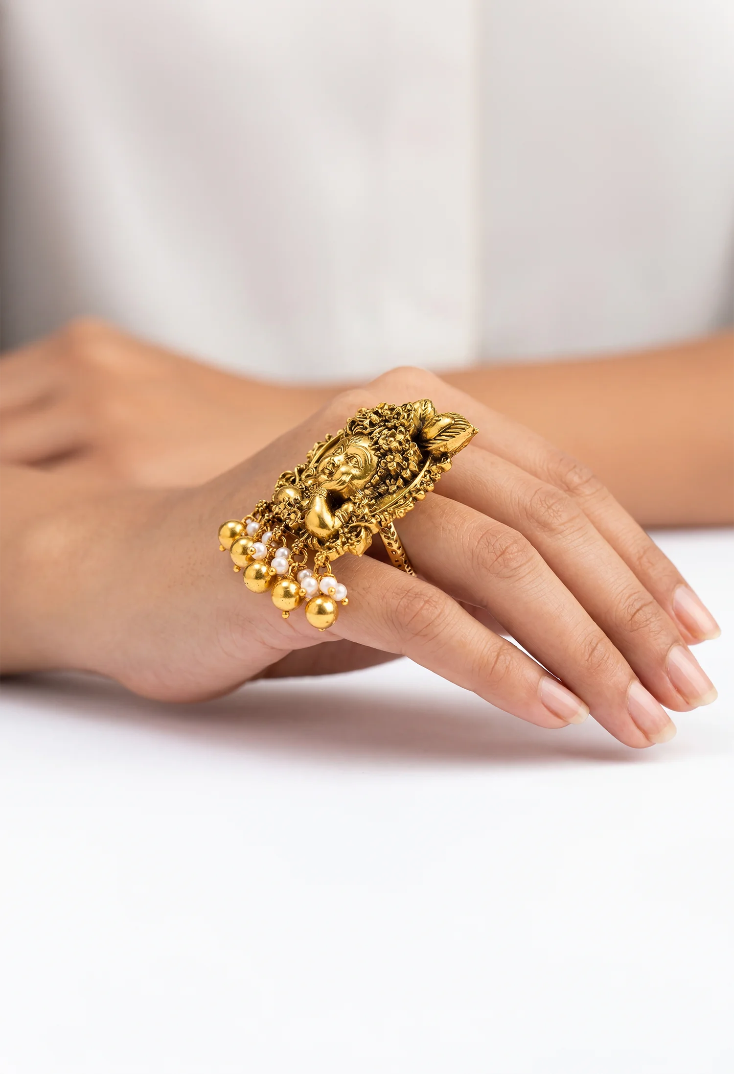 Kanha Grace Ring