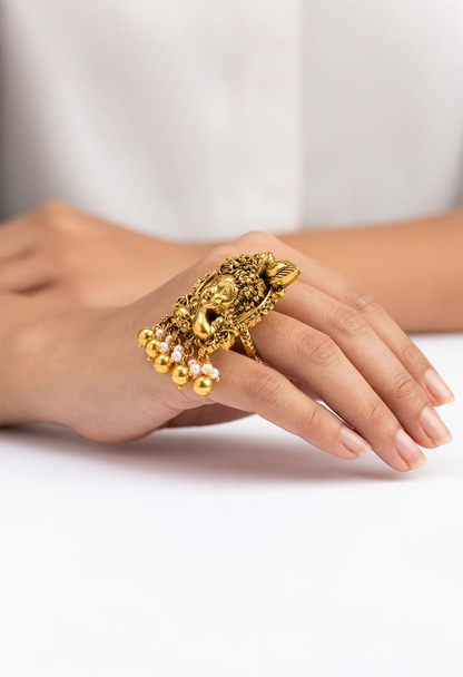 Kanha Grace Ring