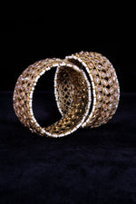 Load image into Gallery viewer, Yashoda Bangles
