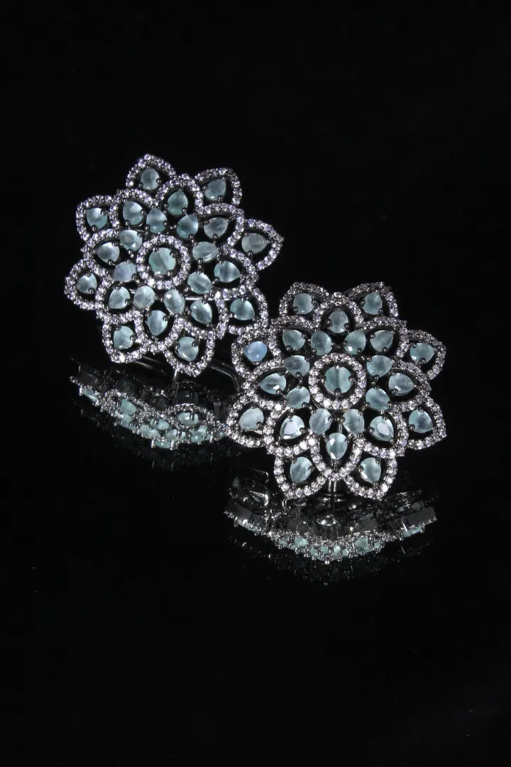 Sara Earring