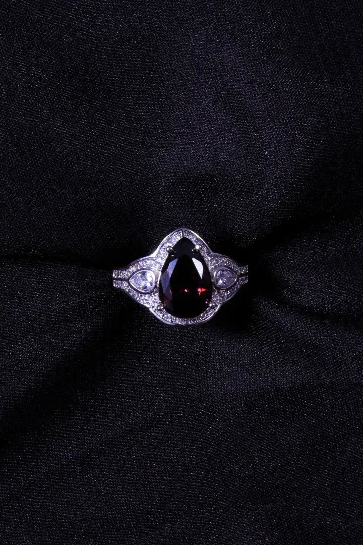 Scarlett Ring