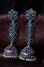 Load image into Gallery viewer, Ishanvi Earrings
