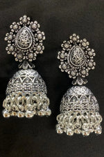 Load image into Gallery viewer, Dharani Earrings
