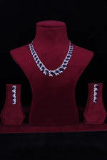 Load image into Gallery viewer, Molly Necklace Set
