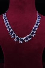 Load image into Gallery viewer, Molly Necklace Set
