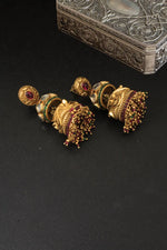 Load image into Gallery viewer, Amirtha Earrings
