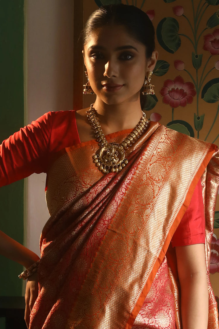 Vinayak Necklace Set For Woman