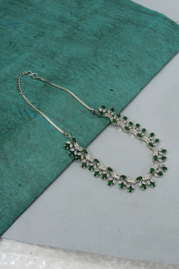 Luna Necklace