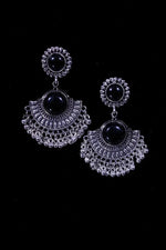 Load image into Gallery viewer, Maryam Earrings
