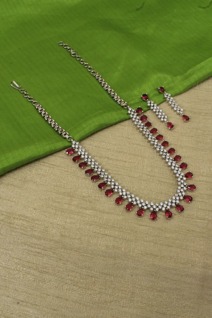 Ivy Necklace Set