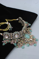 Load image into Gallery viewer, kundan necklace set