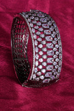 Load image into Gallery viewer, Andrea Bracelet
