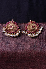Load image into Gallery viewer, Kalaapee Earrings
