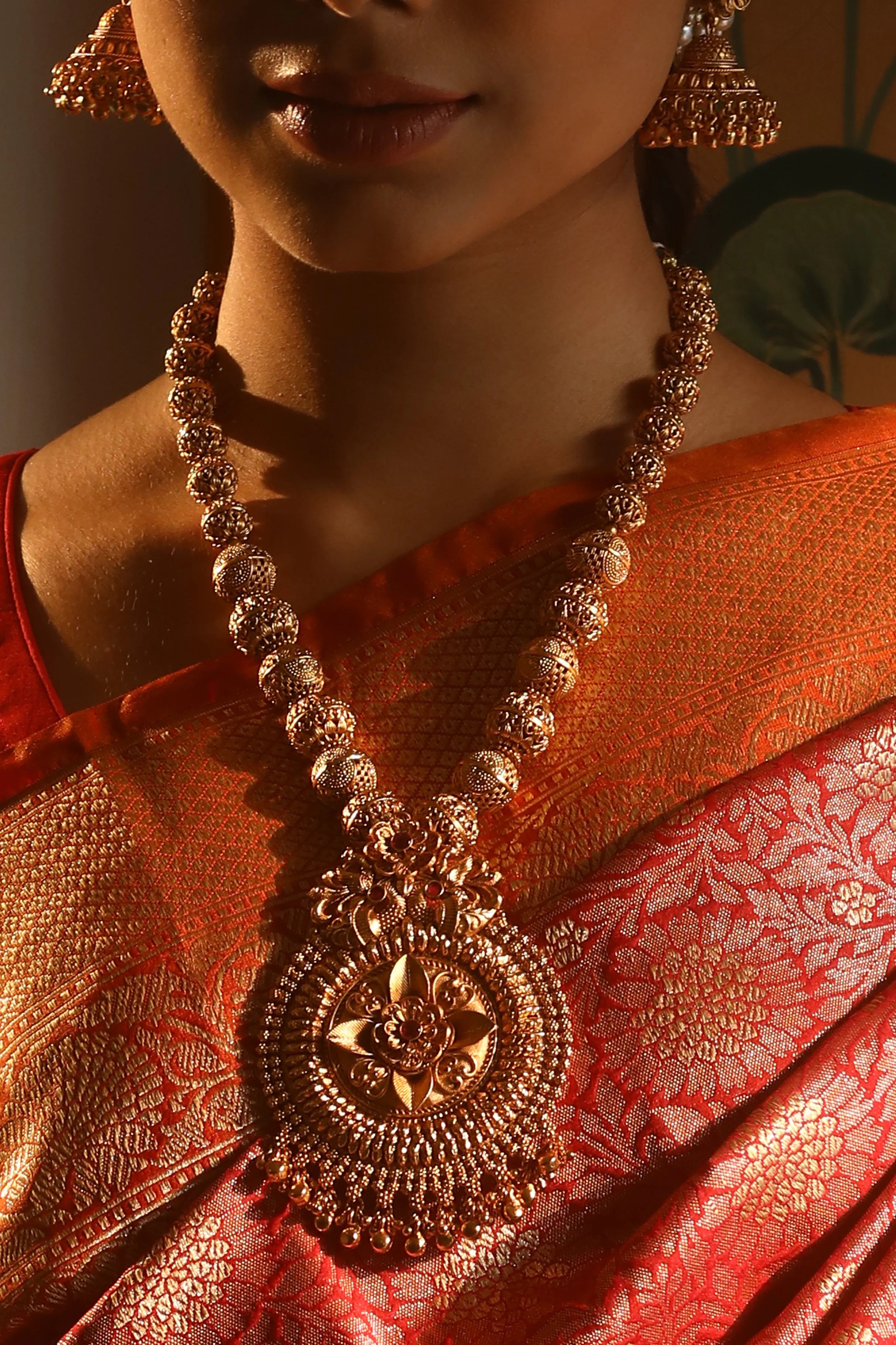 Gayathri Necklace Set