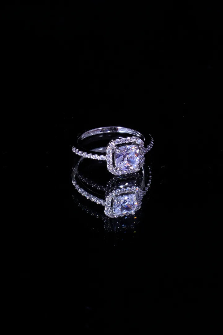 Gloria Ring