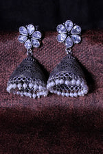 Load image into Gallery viewer, Paakhi Earrings
