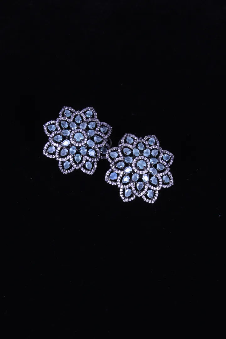 Sara Earring
