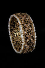 Load image into Gallery viewer, Suasha Bangle
