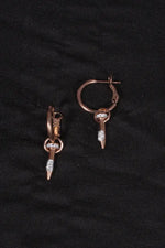 Load image into Gallery viewer, Arya Earrings
