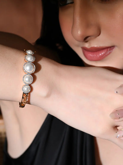 Pearl Halo Bracelet