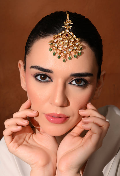 Emerald Cascade Maang Tikka