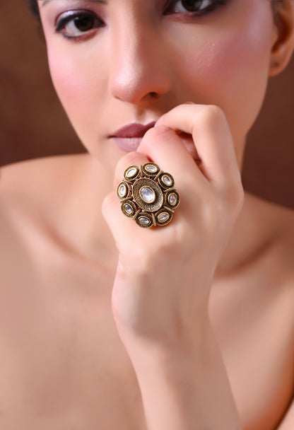 Vintage Crown Bloom Ring