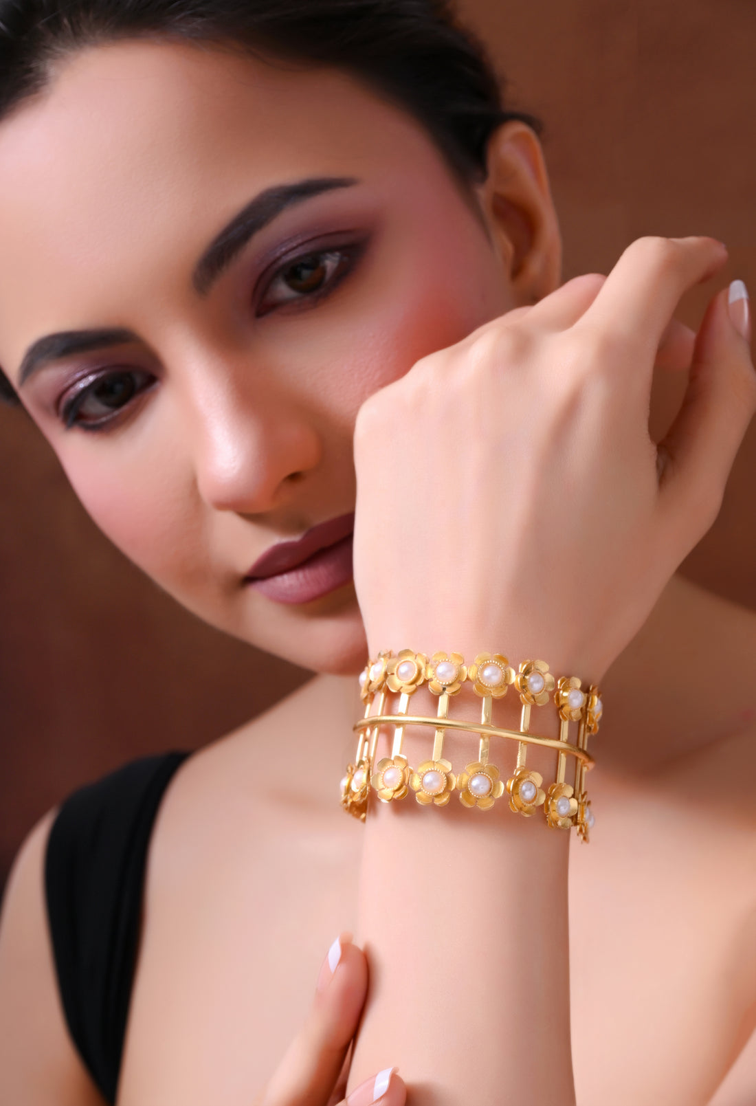 Pearl Bloom Gold Cuff