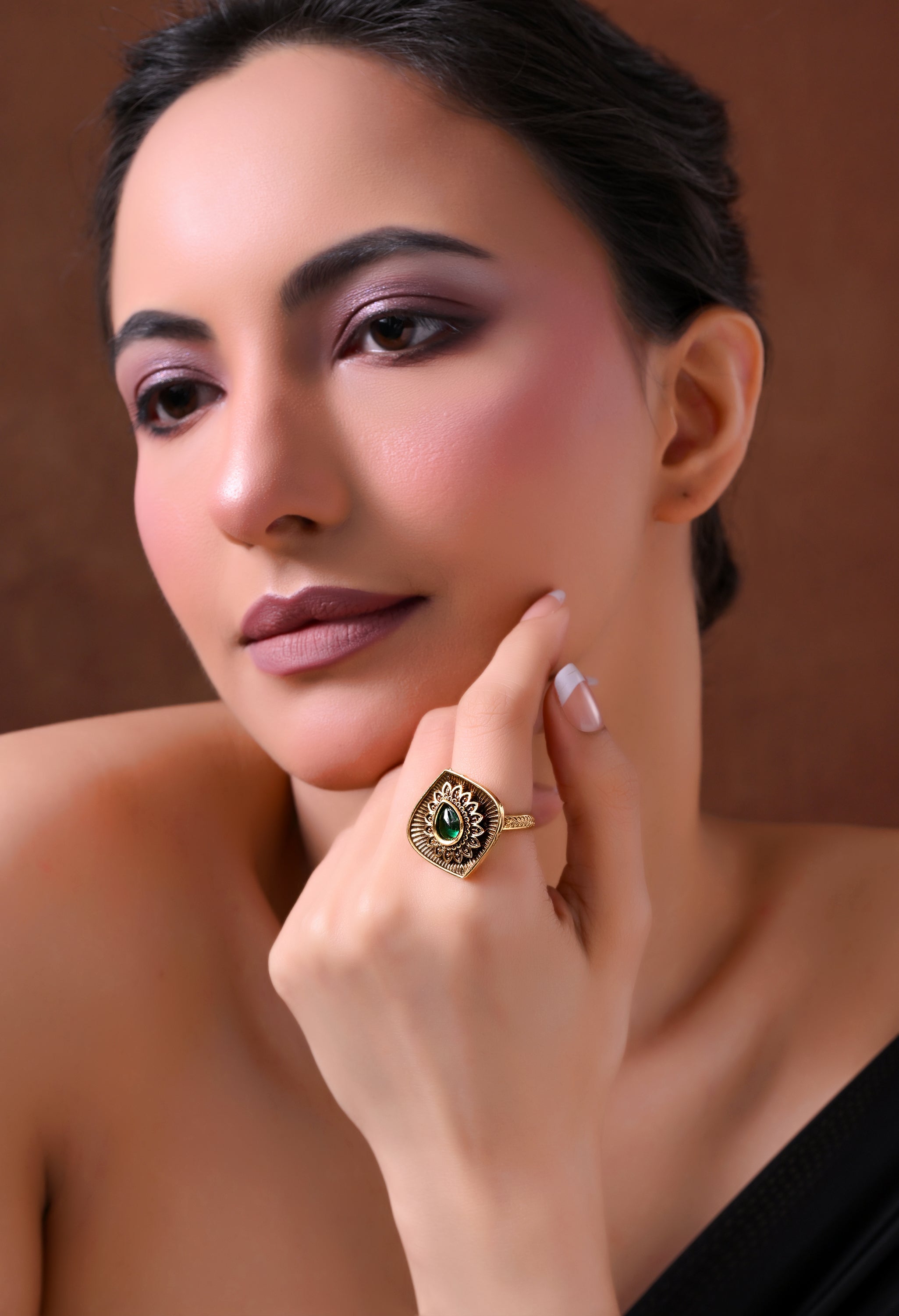 Emerald Shield Bloom Ring