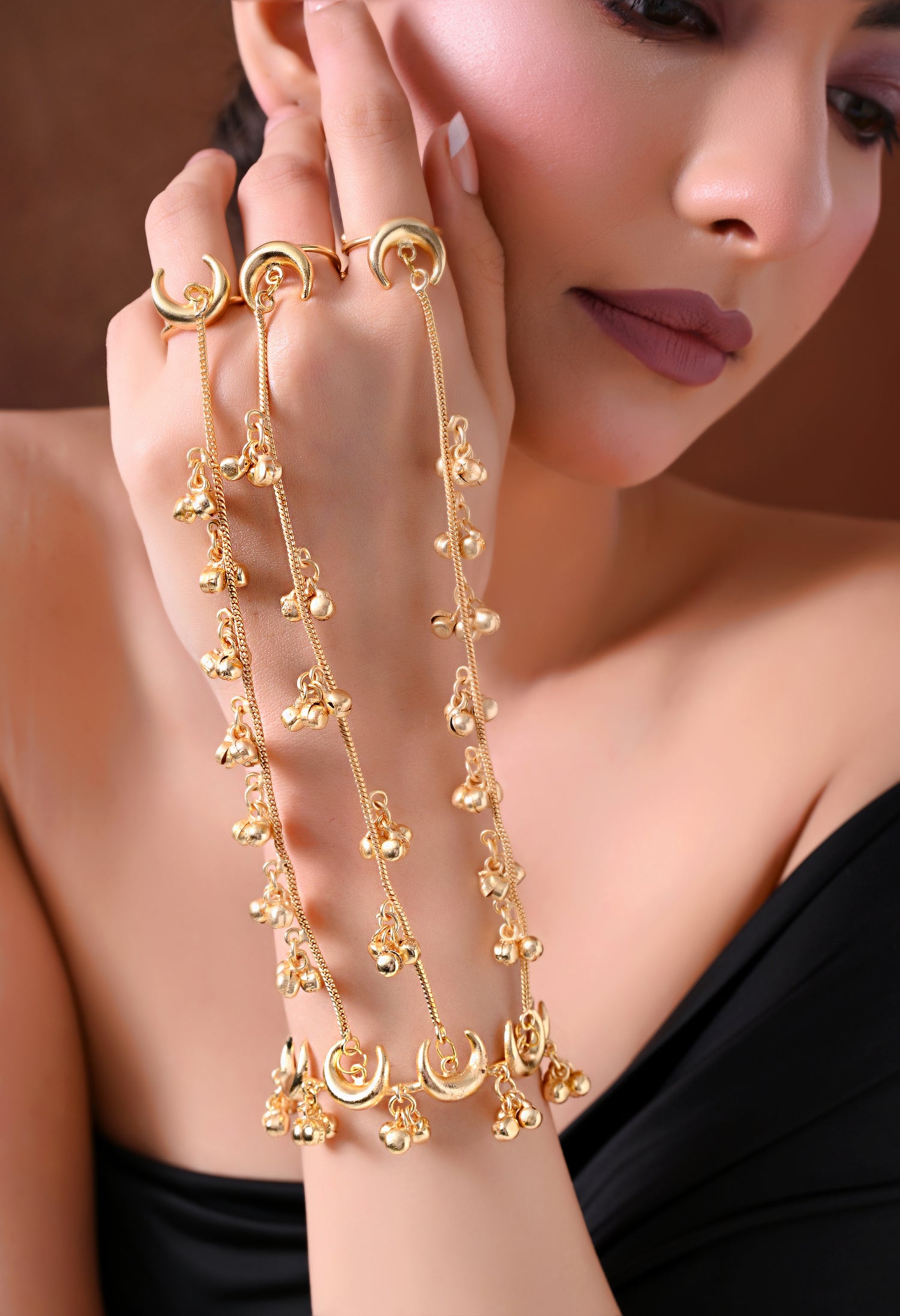 Lunar Cascade Hand Harness