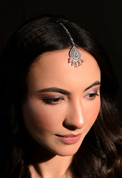 Sitara Drop Maang Tikka