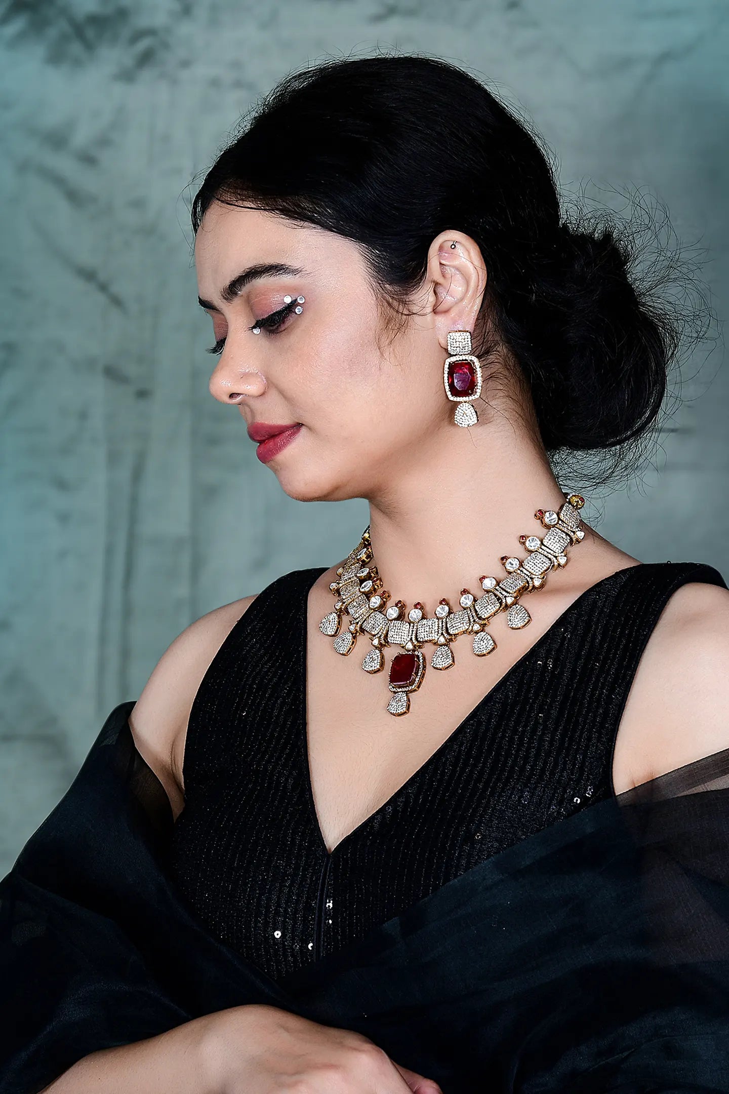 Suhani Necklace Set