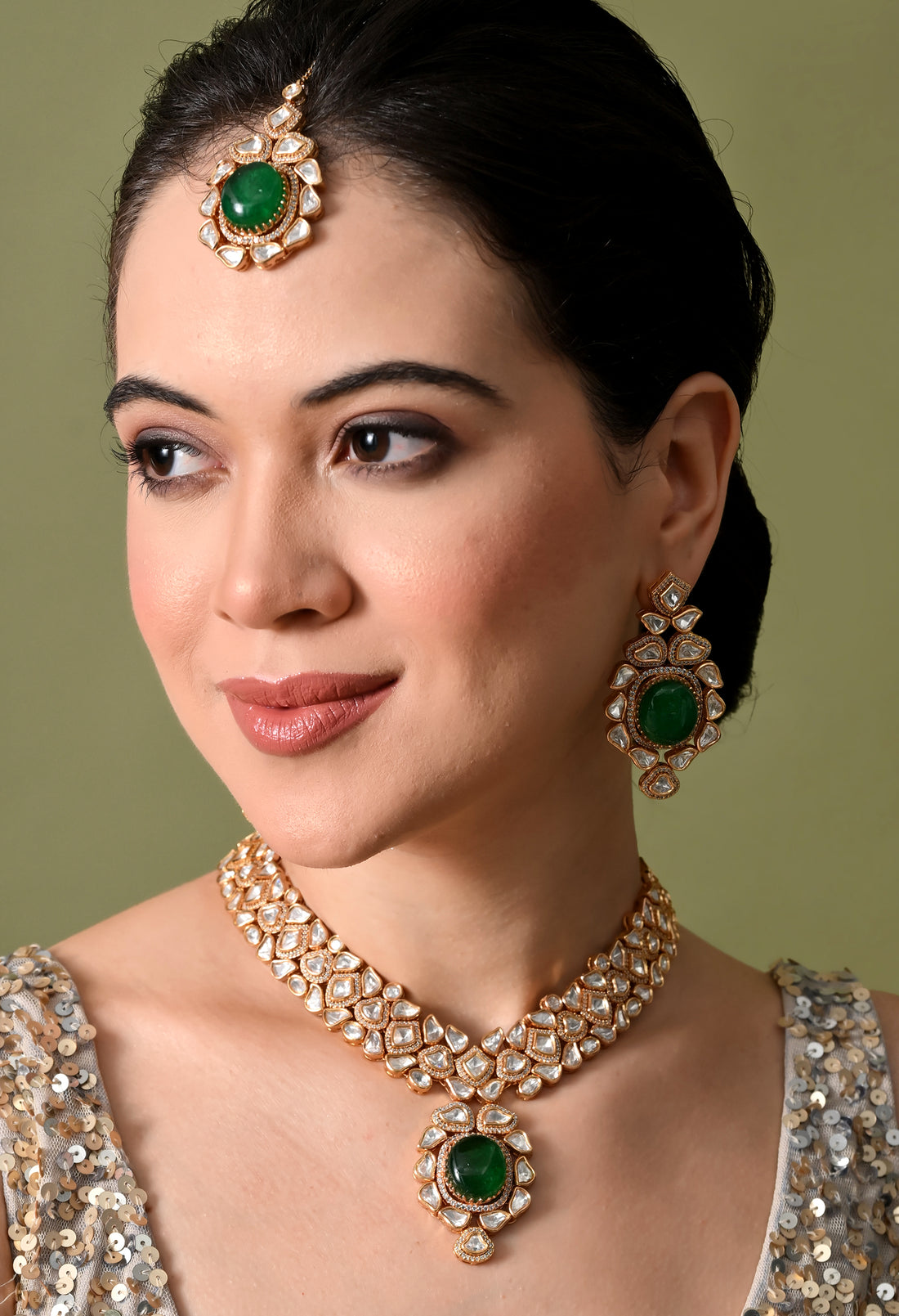 Elegant Sparkle Necklace of Dreams