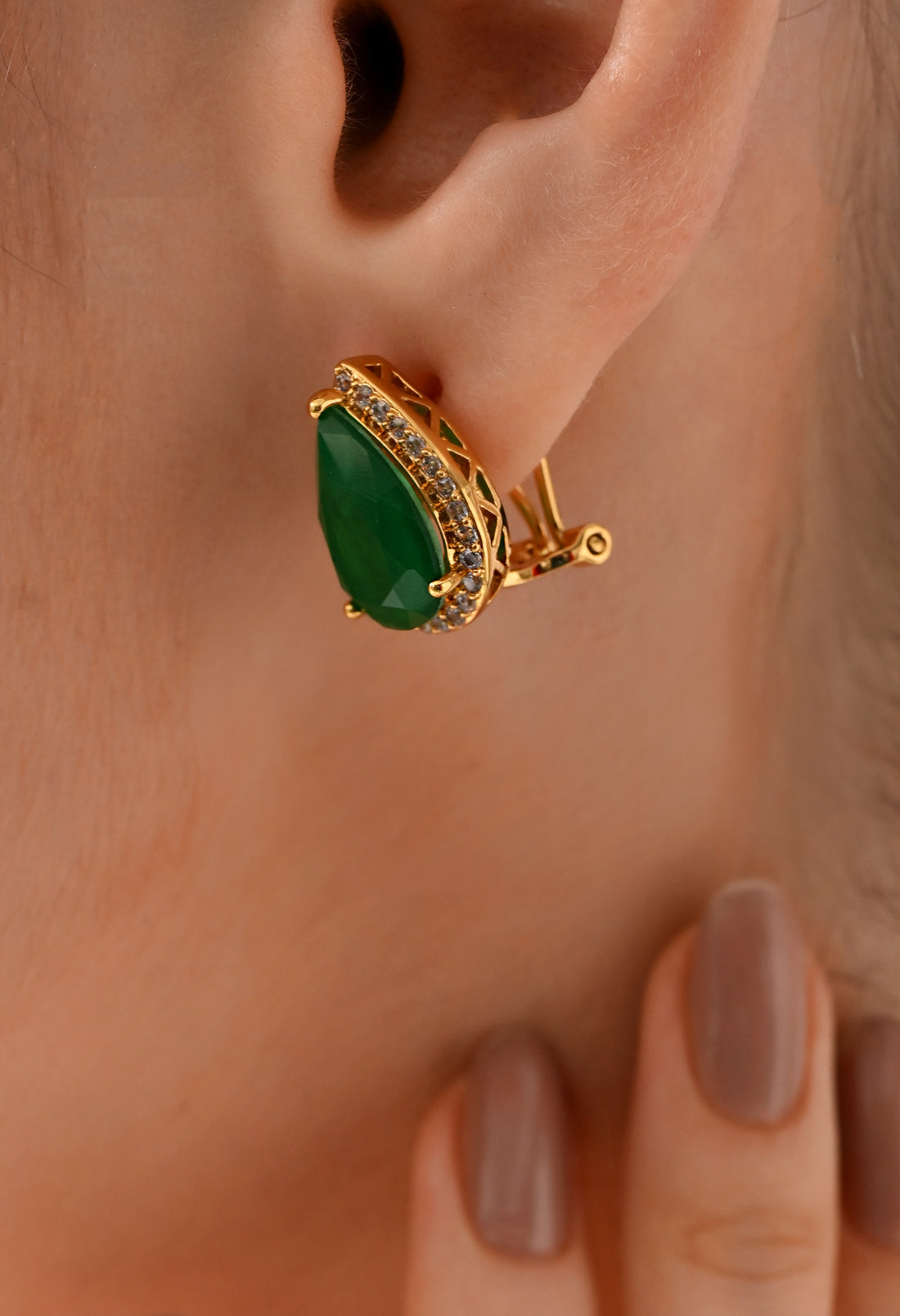 Emerald Glow Teardrop Earrings