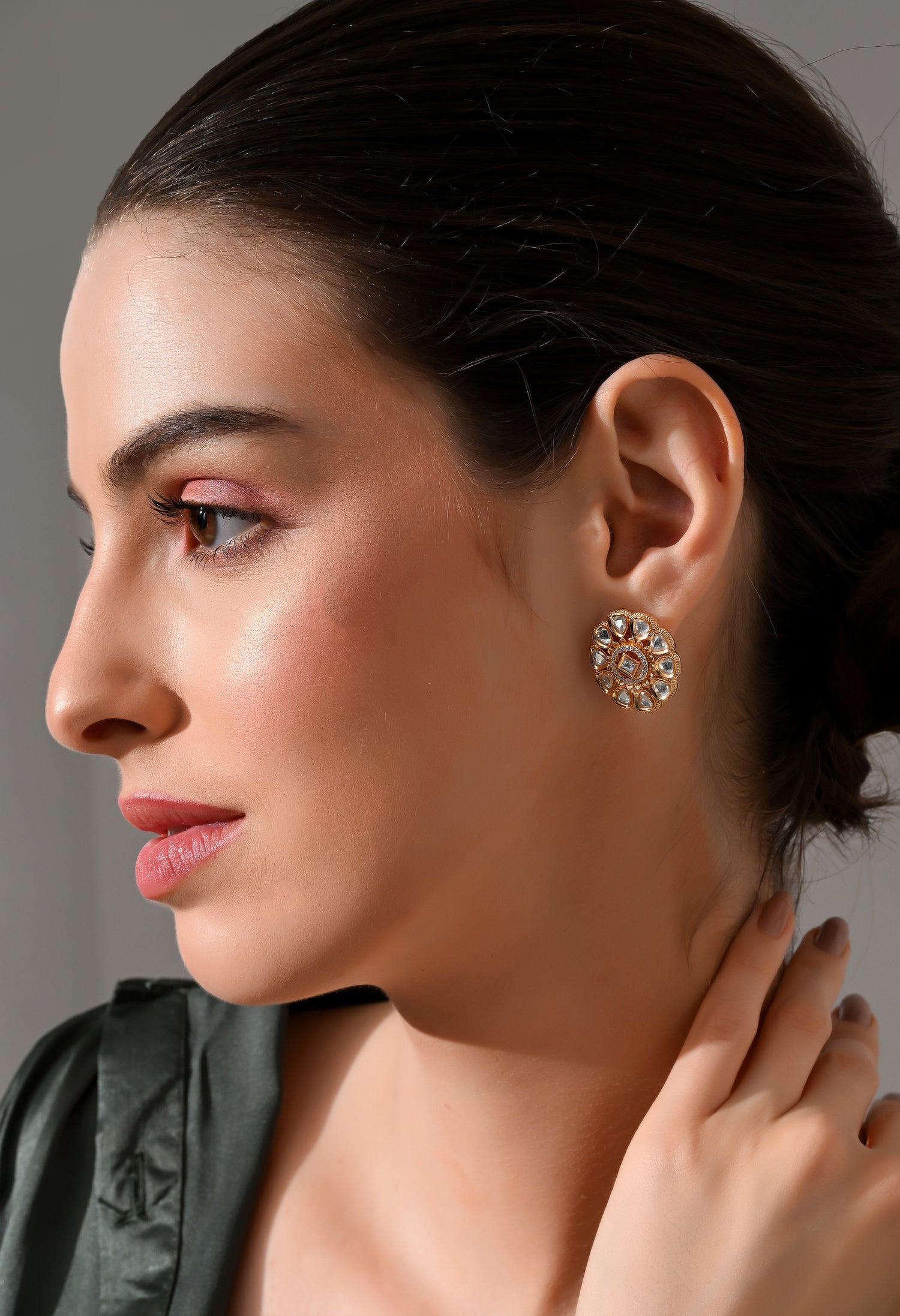 Eternal Glow Kundan Stud Earrings