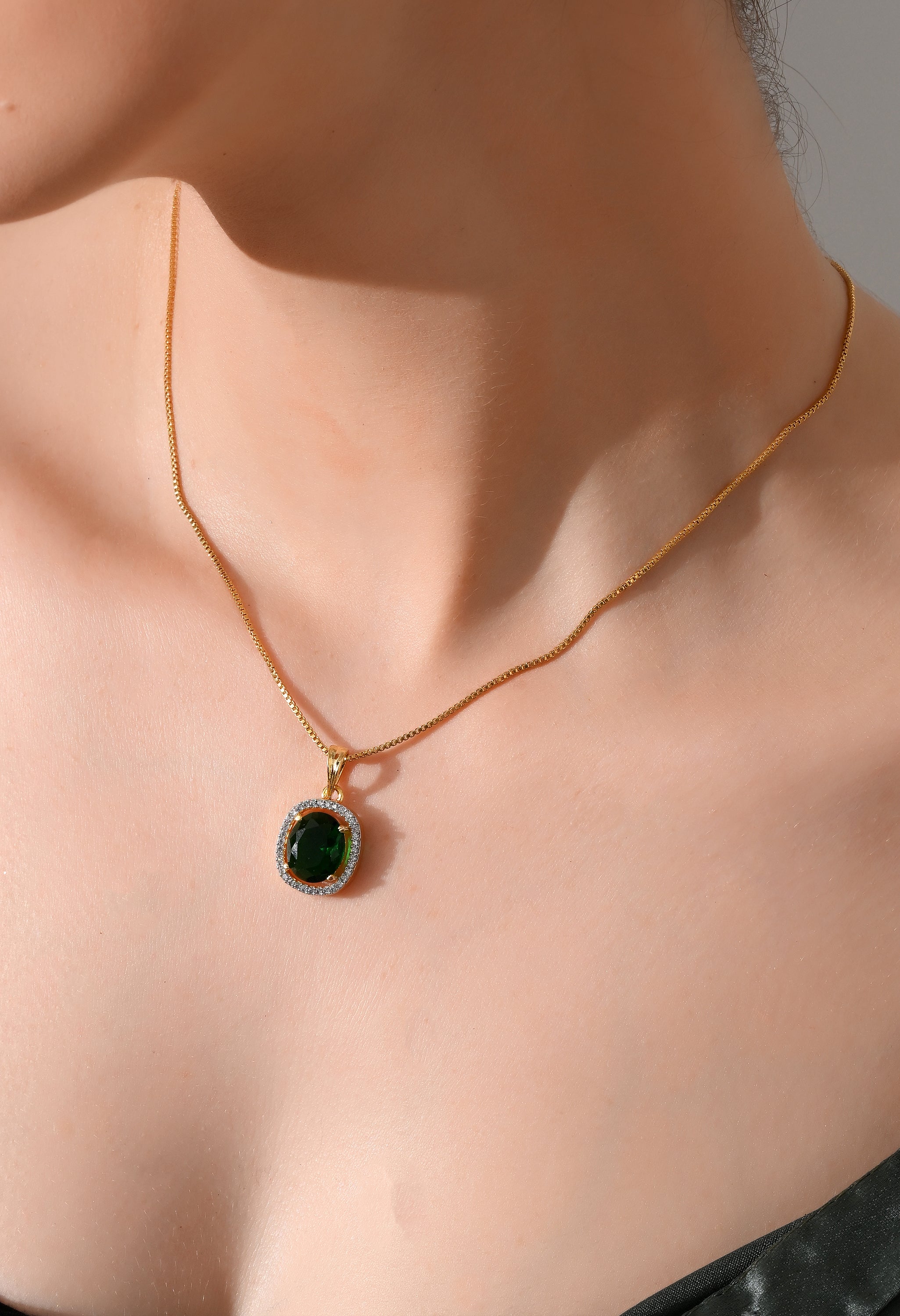 Emerald Elegance Gold-Plated Jewelry Set