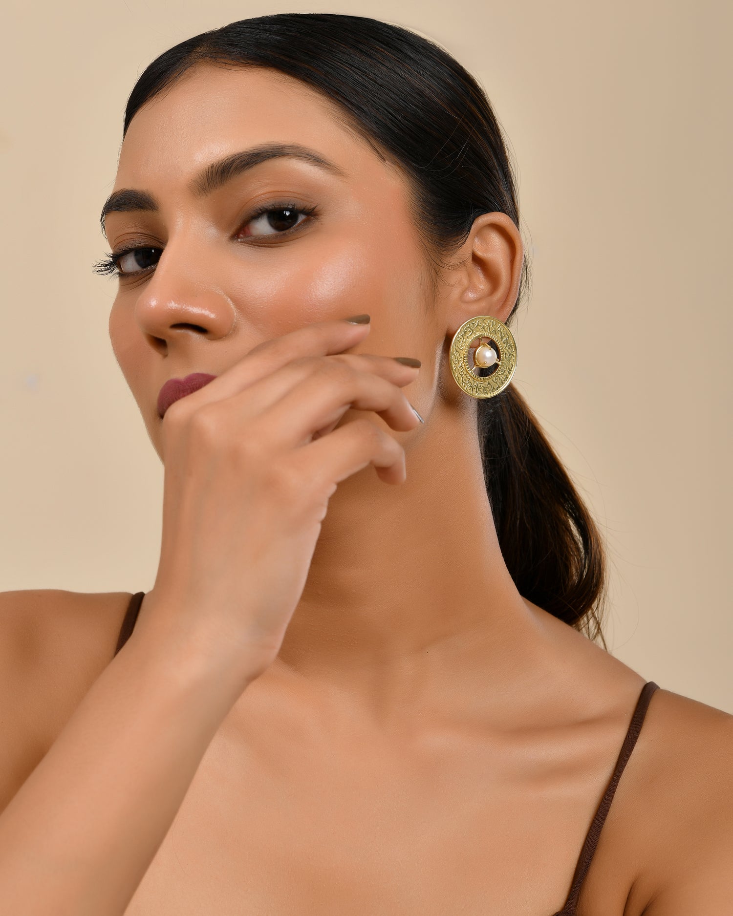 Classic Round Pearl Stud Earrings