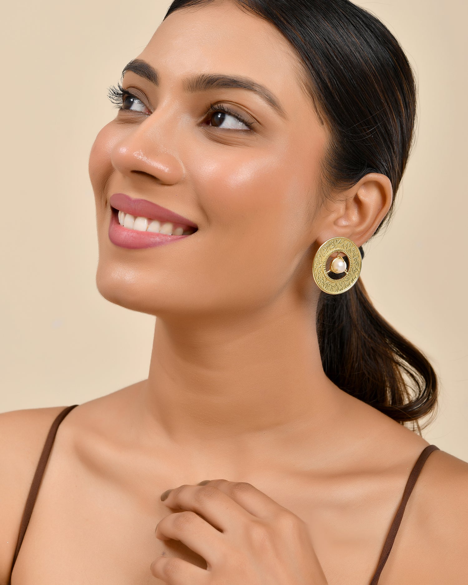 Classic Round Pearl Stud Earrings