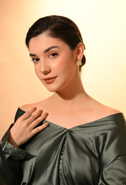 Golden Mist Shell Studs