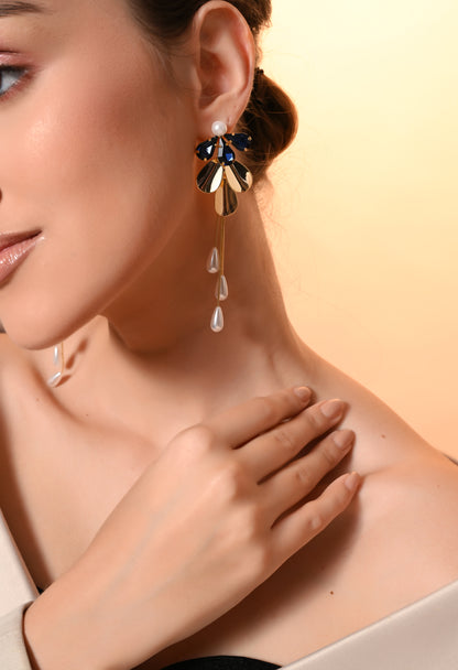 Midnight Pearl Cascade Earrings