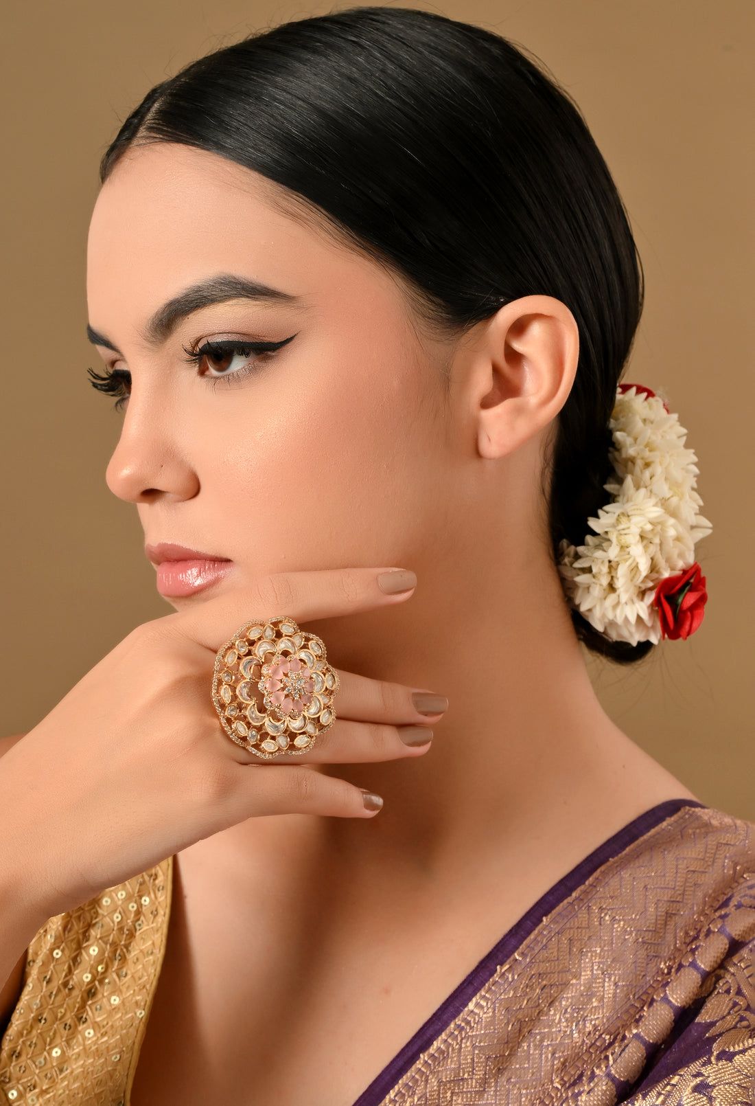 Sparkling Floral Elegance Ring